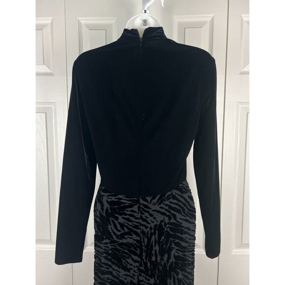 Black Velvet Mockneck Long Sleeve Animal print burnout skirt Maxi Dress Size 0 - Picture 5 of 8